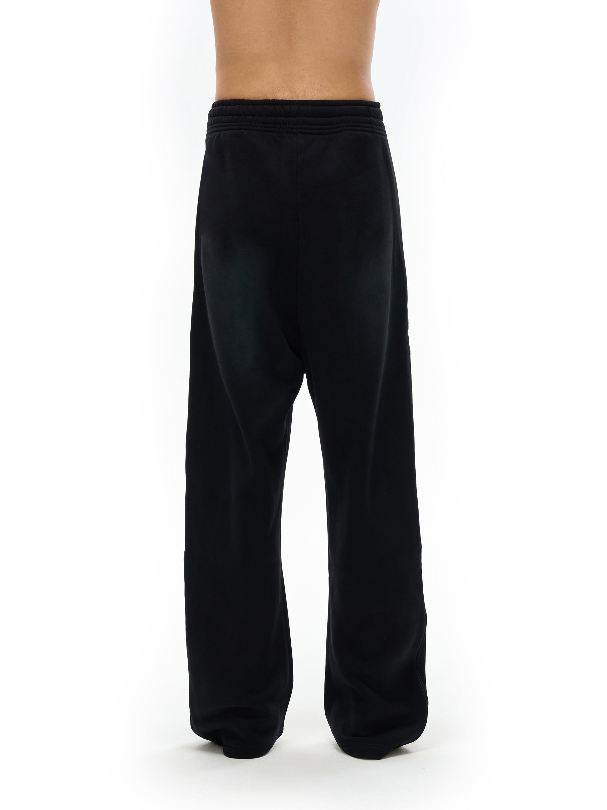 Curved Blade Sweatpants